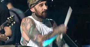 Drum Battle - Travis Barker Vs Rob Bourdon (Linkin Park Live 2014)