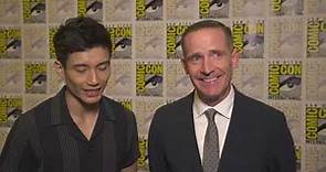 SDCC 2019 - The Good place - Itw Manny Jacinto and Marc Evan Johnson (official video)