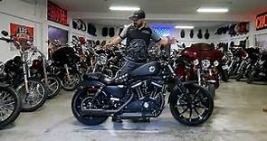Motocicleta Harley Davidson 2022 Sportster Iron 883 cc