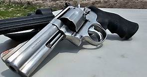 Review Smith and Wesson Revolver 38 especial