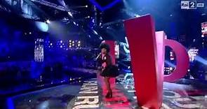The Voice IT | Serie 2 | Live 2 | Esther Oluloro canta "Talkin' bout a revolution"