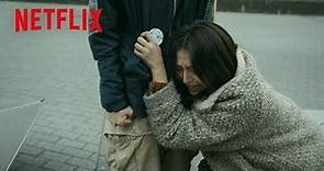 長澤まさみ - 慟哭する狂った母とそれを直視できない息子 | MOTHER マザー | Netflix Japan