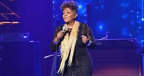 Got Tickets to See Anita Baker? Do Yourself a Favor and Leave Your Phone at Home