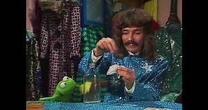 The Muppet Show - 421: Doug Henning - Backstage #3 (1980)