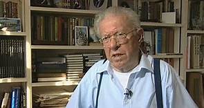 Fred Hoyle: "I don't believe in the Big Bang"