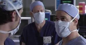 Grey's Anatomy - Derek deja fuera de la cirugía a George (1x07) [Español Latino]