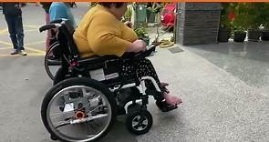 #折疊式電動輪椅專賣店 出門自己來 0933638058