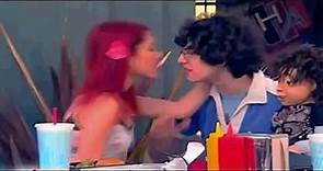 Victorious - Kissing Scenes