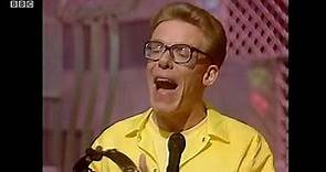 The Proclaimers - I'm Gonna Be (500 Miles) - TOTP - 1988