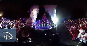 360 Video: ‘The Wonderful World of Disney: Magical Holiday Celebration’