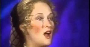 Meryl Streep - Singing :)