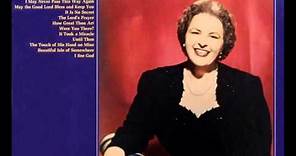 Kate Smith: It Is No Secret (What God Can Do) (with lyrics)