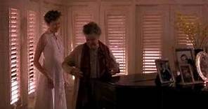 Love Affair (1994) - Katharine Hepburn playing piano : )