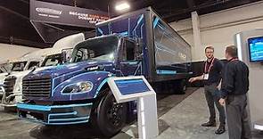 2023 Freightliner EM2 Review - Electric Medium-Duty Truck Walkaround - TruckWorld 2022