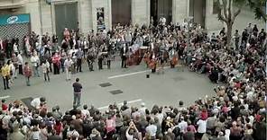 Som Sabadell flashmob - BANCO SABADELL