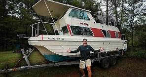 I Bought A $3,000 HOUSEBOAT From Facebook Marketplace! (massive restoration project)