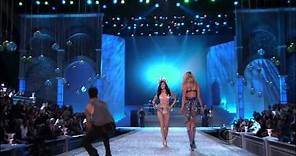 Maroon 5 ,HD,Moves Like Jagger ,live Victoria's Secret Fashion Show 2011 ,HD 1080p