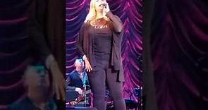 Trisha Yearwood (FULL CONCERT) 1-4(3)