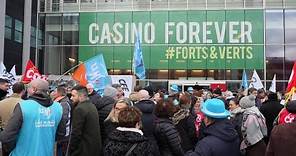 Casino: les salariés du groupe manifestent devant le siège de Saint-Etienne | AFP Images