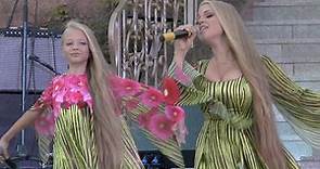 Anastasia & Victoria Petrik (Анастасия и Виктория Петрик), performance in Palmira Palace hotel, live