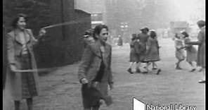 The Singing Street: children playing in Edinburgh (1950s)