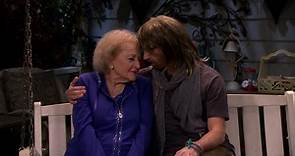 Watch Hot in Cleveland Season 5 Episode 5: Hot In Cleveland - Elka Takes a Lover – Full show on Paramount Plus
