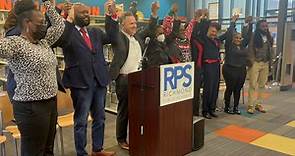 Richmond Public Schools becomes first Virginia school division to approve collective bargaining agreements