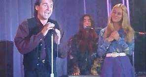 The Brady Bunch Movie (1995) - Davy Jones singing the song "Girl" HD Quality