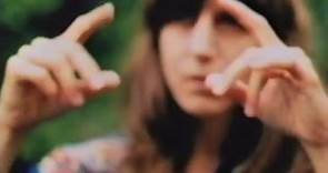 Eleanor Friedberger - Sweetest Girl (Official Video)