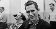 5 Live Moments in Memory of Chet Atkins
