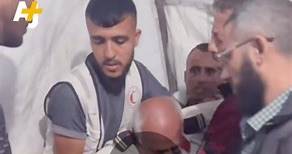 AJ+ français on Instagram: "Regardez la réaction bouleversante de cet ambulancier lorsqu’il découvre les corps sans vie de ses deux enfants, victimes des bombardements israéliens sur le camp de réfugié·es de Jabalia. #ajplusfrançais_vidéo #Palestine #Gaza #Israël #Jabalia #Ambulance #Enfant"