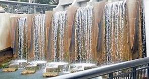 Indianapolis, Indiana - Canal Walk (Indiana Central Canal) - Waterfall in Slow Motion (2021)