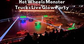 Hot Wheels Monster Trucks Live - Glow Party With Megasaurus
