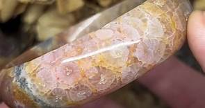 •「珊瑚玉手鐲」• 精品釋出 閃亮亮的晶體共生✨ 玻璃花珊瑚玉手鐲... - Salfa • Crystal world