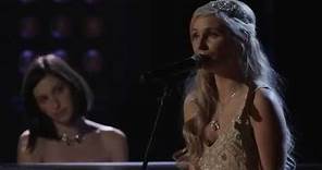 Nashville On The Record - Clare Bowen sings "Black Roses"