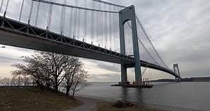 ⁴ᴷ⁶⁰ Walking NYC (Narrated) : 4th Ave, Bay Ridge, Brooklyn from Bay Ridge Ave to Verrazzano Bridge