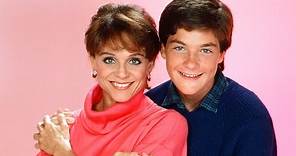 Jason Bateman's Well Wishes for TV Mom Valerie Harper: 'I Hope She Gets Through It OK'