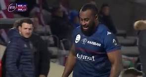 Peni Ravai cheered by fans after man of the match ball carrying performance vs Dragons 2018