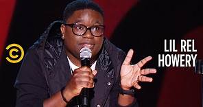Lil Rel Howery: “Everybody Shouldn’t Be Having Babies”