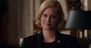 10 Things You Didn’t Know about Abigail Hawk - TVovermind