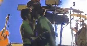 the 1975 kuala lumpar good vibes festival speech and kiss between matty healy and ross macdonald