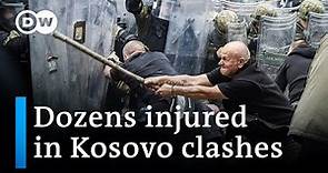 Kosovan Serbs clash with NATO soldiers in Kosovo | DW News