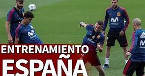 La foto oficial y el entrenamiento de España | Diario AS