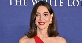 Aubrey Plaza Has Ultra-Sculpted Abs And Legs In A Cut-Out Dress On IG