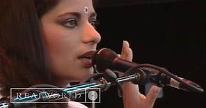 Sheila Chandra - Speaking in Tongues II (live at World In The Park 1992)
