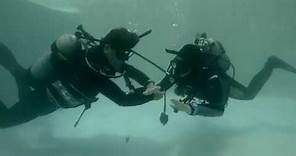 Rescue Exercises 4 - Distressed & Out of Air divers underwater