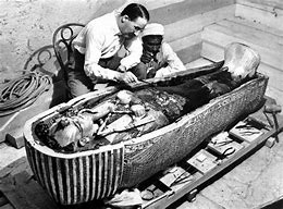 Image result for Howard Carter discovered the sarcophagus of Tutankhamen