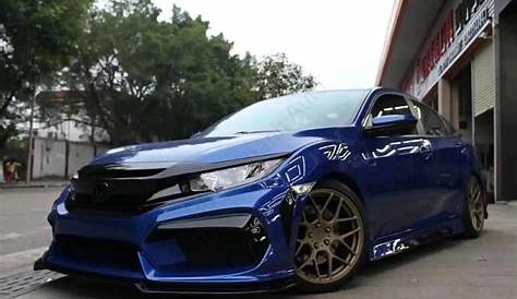 Powerful - Honda Civic Si & R with bodykit from tuner TopMix