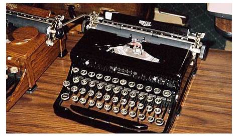 1935-36 Royal | Antique collection, Typewriter, Antiques