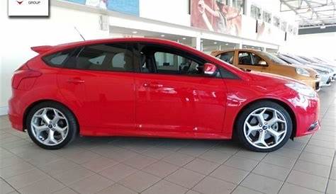 Ford Focus Manual 2012 for sale | CarsInSouthAfrica.com - 1179